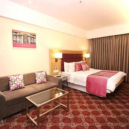 Fortune Park Galaxy, Vapi - Member Itc Hotels' Group Buitenkant foto